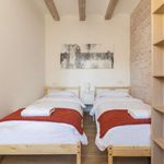 Rent 1 bedroom apartment of 34 m² in Barcelona
