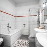 Rent a room of 130 m² in frankfurt