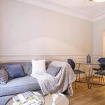 Rent 1 bedroom apartment of 40 m² in Paris 3e Arrondissement