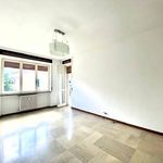 Rent 2 bedroom apartment of 91 m² in Novara