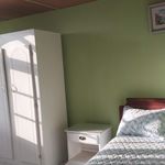 Rent 2 bedroom house of 83 m² in Kingston