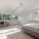Miete 2 Schlafzimmer wohnung von 85 m² in Kelkheim