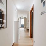 Rent a room of 151 m² in Milano