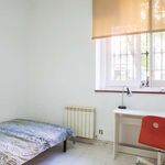 Rent a room of 130 m² in El Escorial
