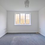 Rent 2 bedroom flat in Burnley