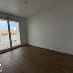 Rent 3 bedroom apartment of 63 m² in Pornic