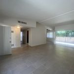 Rent 2 bedroom apartment of 104 m² in Palm Desert