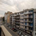 Rent 3 bedroom apartment in Milan