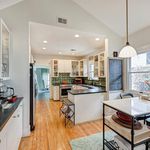 Rent 4 bedroom apartment of 267 m² in Houston