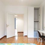 Rent a room of 125 m² in Milano