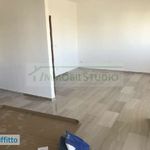 Rent 5 bedroom apartment of 130 m² in Bari