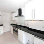 Rent 4 bedroom house of 145 m² in Worthing