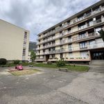 Appartement de 81 m² avec 4 chambre(s) en location à Savigneux