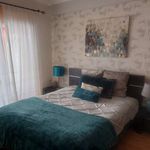 Rent a room of 90 m² in Amadora