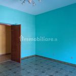 Affitto 3 camera appartamento di 140 m² in Pignataro Interamna