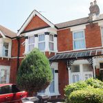 Rent 2 bedroom flat in Ilford