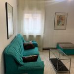 Rent 5 bedroom apartment of 57 m² in Leon