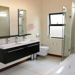 Rent 3 bedroom house of 225 m² in City of Tshwane