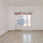 Affitto 5 camera appartamento di 158 m² in Caltagirone