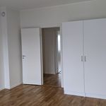 Rent 4 bedroom apartment of 95 m² in Köping 