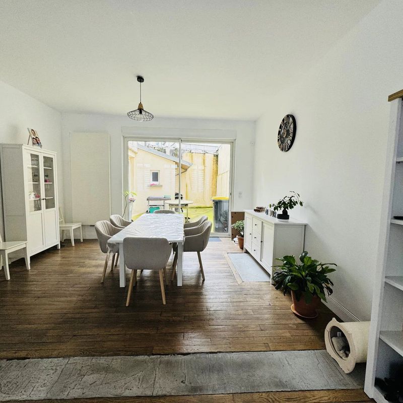Louer maison de 6 pièces 182 m² 1 180 € à Saint-Quentin (02100) : une annonce Arthurimmo.com