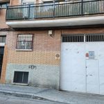 Rent 9 bedroom house of 401 m² in Alcalá de Henares