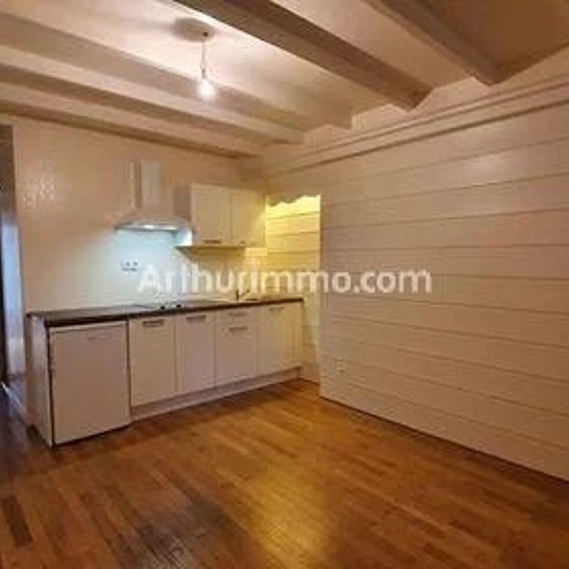 Louer appartement de 1 pièce 27 m² 405 € à Lons-le-Saunier (39000) : une annonce Arthurimmo.com