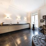 Rent 2 bedroom apartment of 216 m² in Champs-Elysées, Madeleine, Triangle d’or