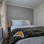 Rent 2 bedroom apartment in Msunduzi