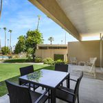 Rent a room of 142 m² in Palm Desert
