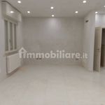 Affitto 4 camera casa di 130 m² in Pisa
