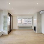 Rent 5 bedroom apartment of 220 m² in Barcelona