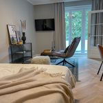 Rent 1 bedroom apartment of 38 m² in Hamburg