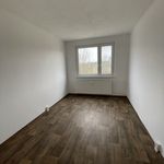 Pronajměte si 4 ložnic/e byt o rozloze 67 m² v Česká Lípa