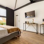 Rent 6 bedroom house of 250 m² in Marcq-en-Barœul