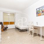 Alquilo 4 dormitorio apartamento de 110 m² en València