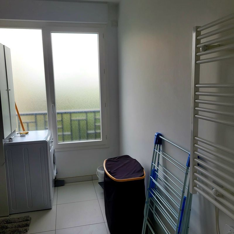 Modern fully equipped flat near the banking district (La Défense) 10 min. on foot Puteaux