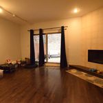 Rent 3 bedroom apartment of 2400 m² in Chicago