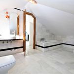 Rent 4 bedroom house of 176 m² in Estepona