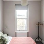 2 bedroom apartment in  Camden Town
            