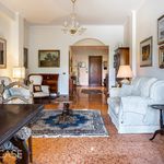 Rent 2 bedroom apartment of 138 m² in Roma