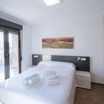 Rent 1 bedroom apartment of 50 m² in València