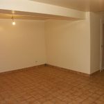 Rent 2 bedroom apartment of 39 m² in Beton-Bazoches