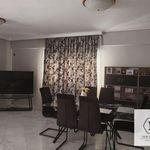 Ενοικίαση 3 υπνοδωμάτιο σπίτι από 200 m² σε Kalamaki