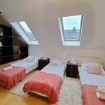 Wynajmij 7 sypialnię dom z 220 m² w Police