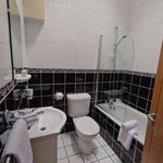 Rent 2 bedroom flat in Holywood