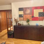 Rent 3 bedroom apartment of 305 m² in Porto