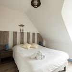 Rent 4 bedroom house of 56 m² in Sarzeau