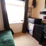 Rent 3 bedroom house in Heaton