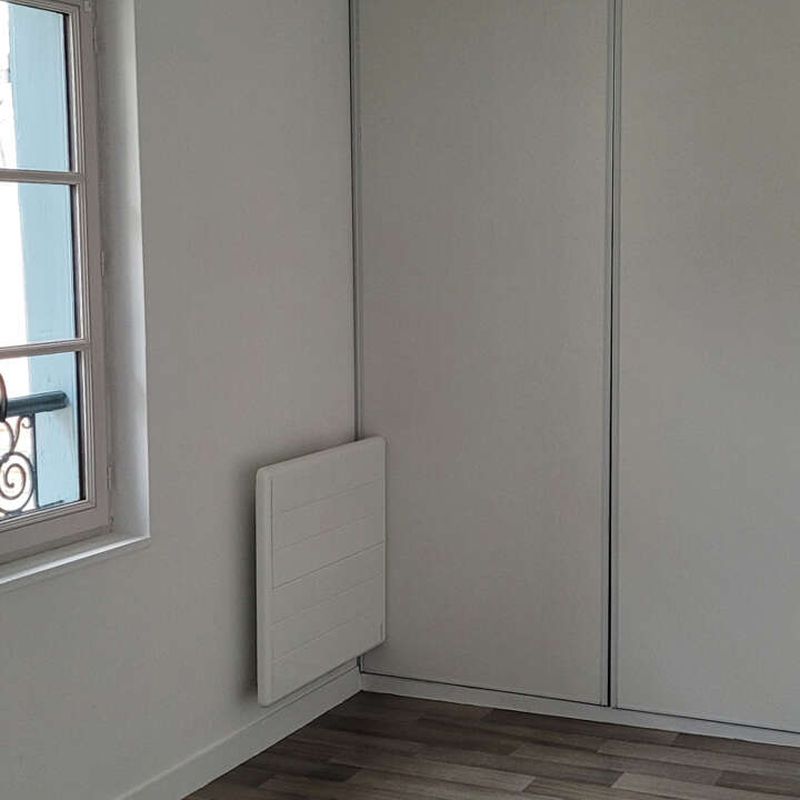 Location appartement 4 pièces 83 m² Limoges (87000)
